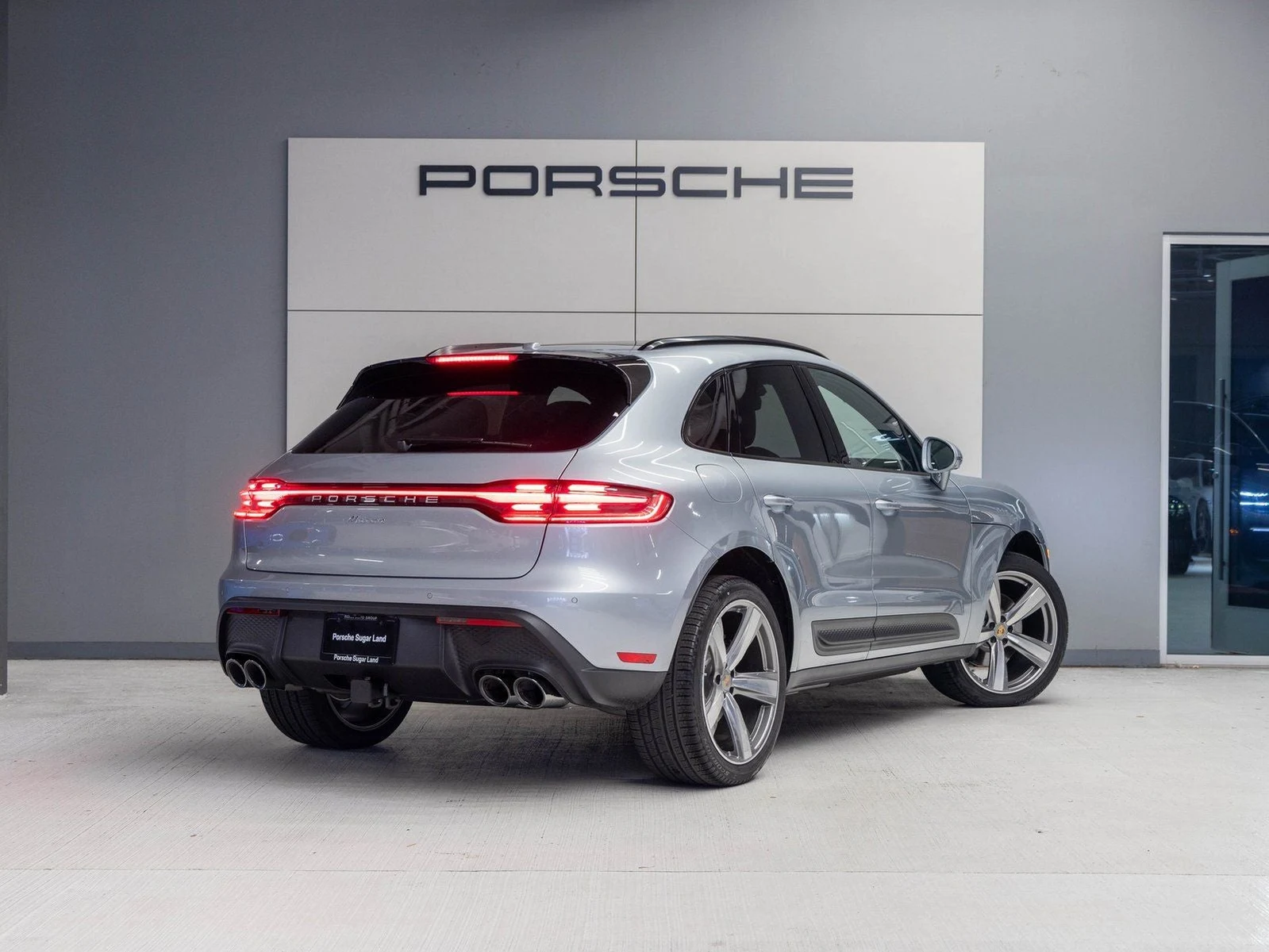 2026 Porsche Macan (95B), 7/20