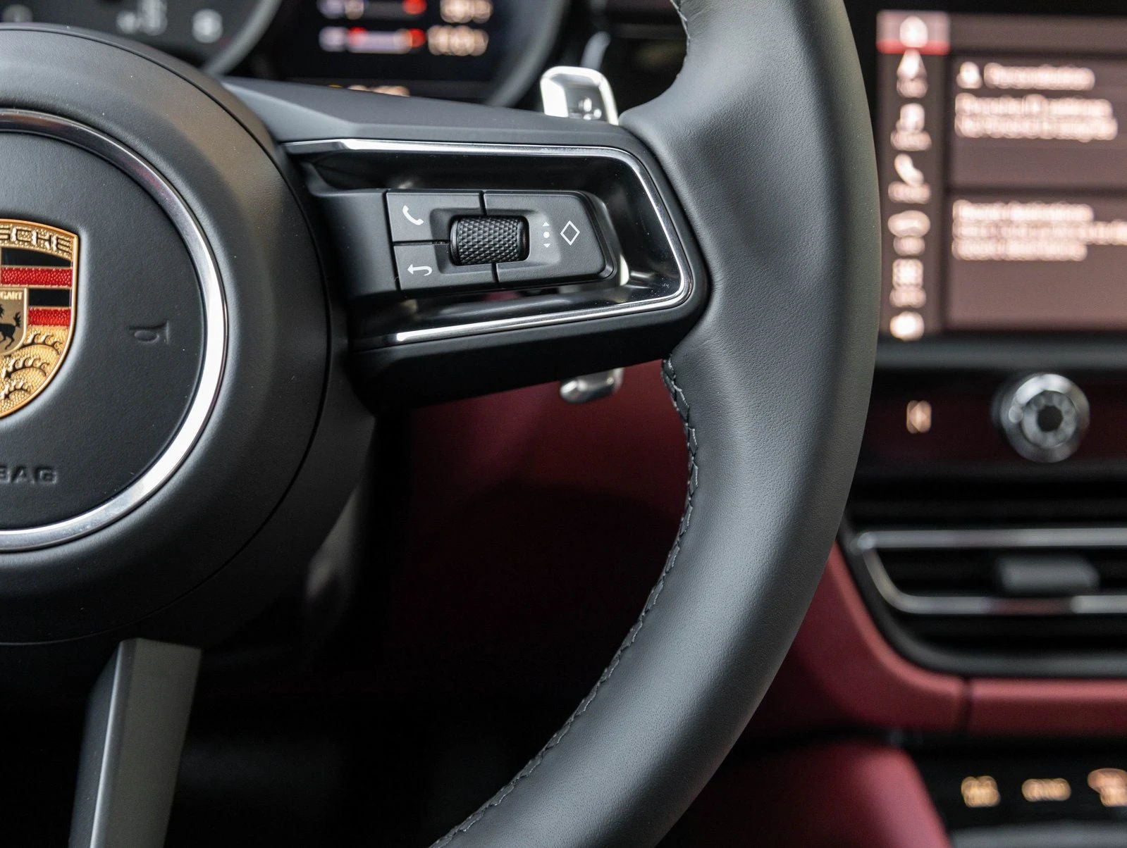 2026 Porsche Macan (95B), 16/20