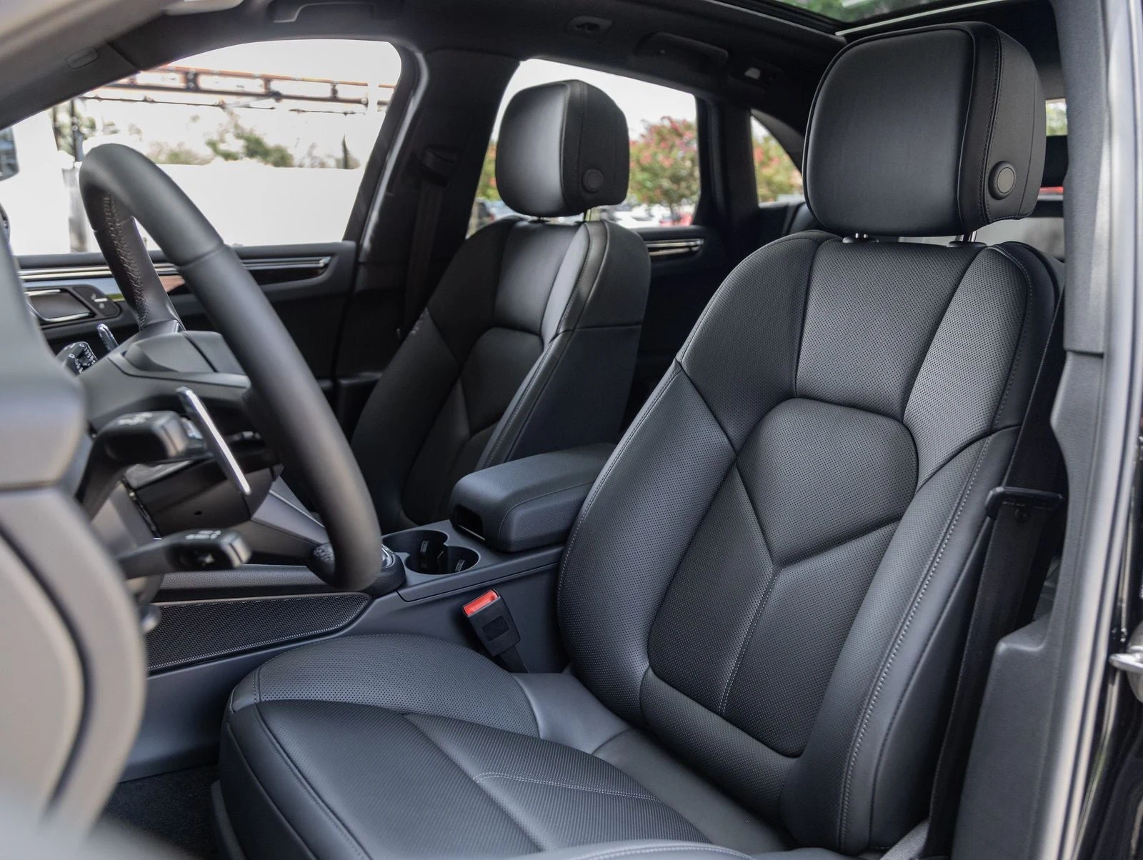 2026 Porsche Macan (95B), 5/20