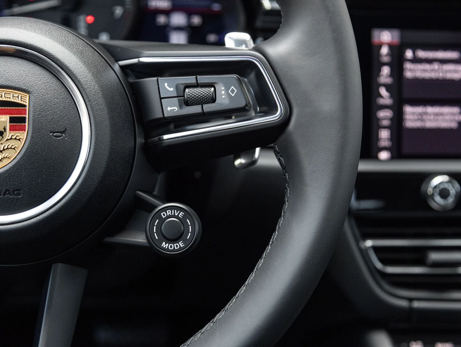 2026 Porsche Macan (95B), 16/20