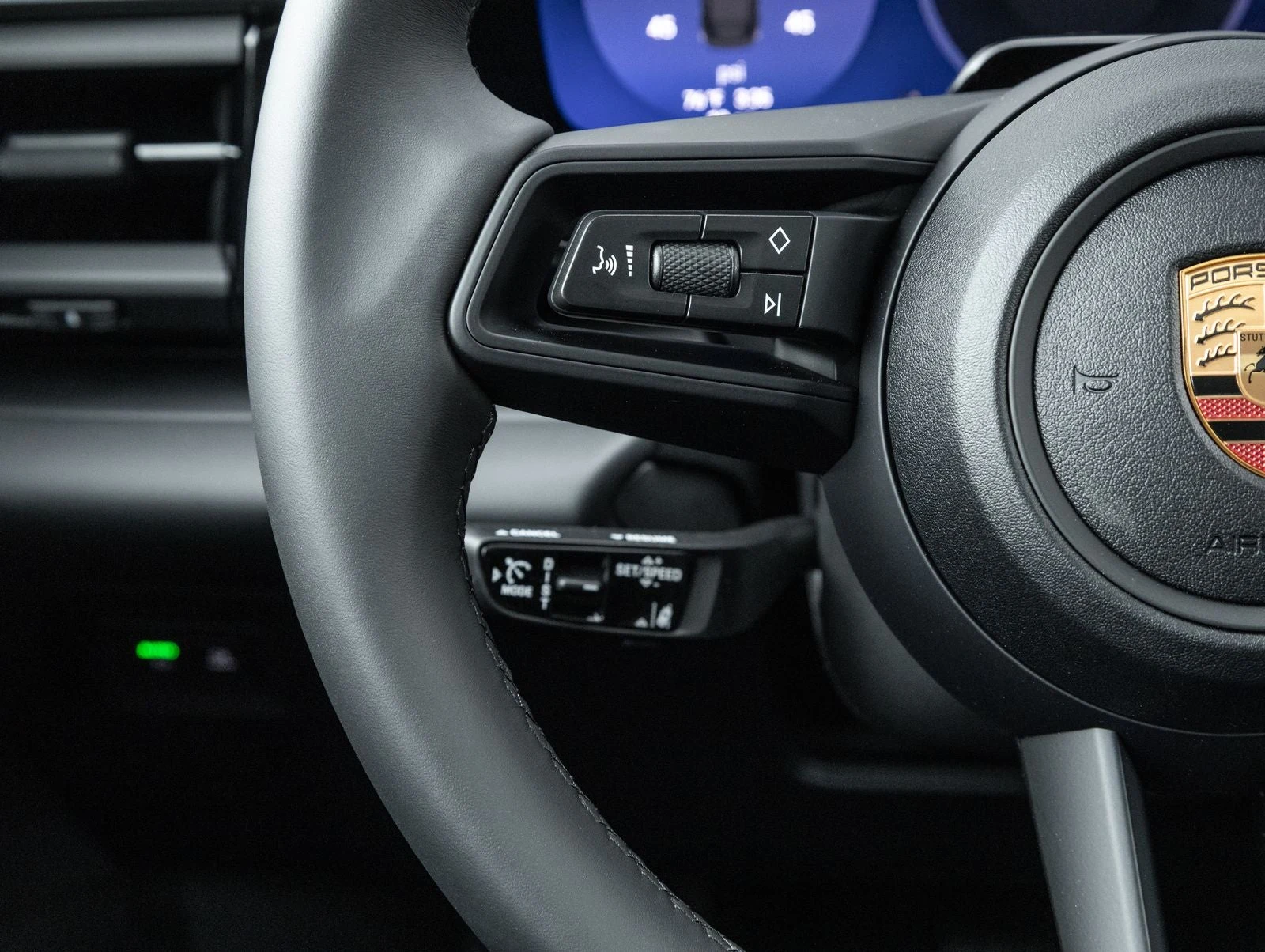 2026 Porsche Macan 4 Electric (XAB), 15/20