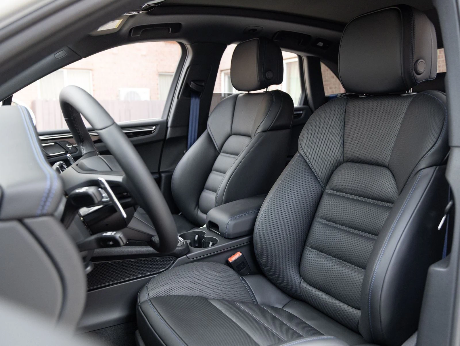 2026 Porsche Macan (95B), 5/20