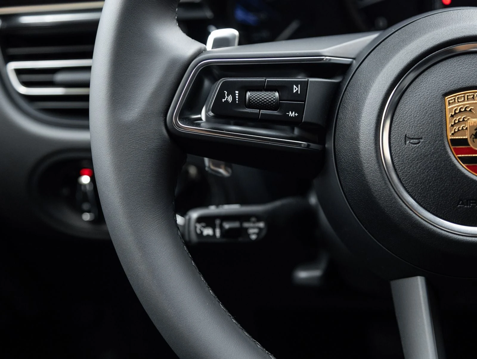 2026 Porsche Macan (95B), 15/20