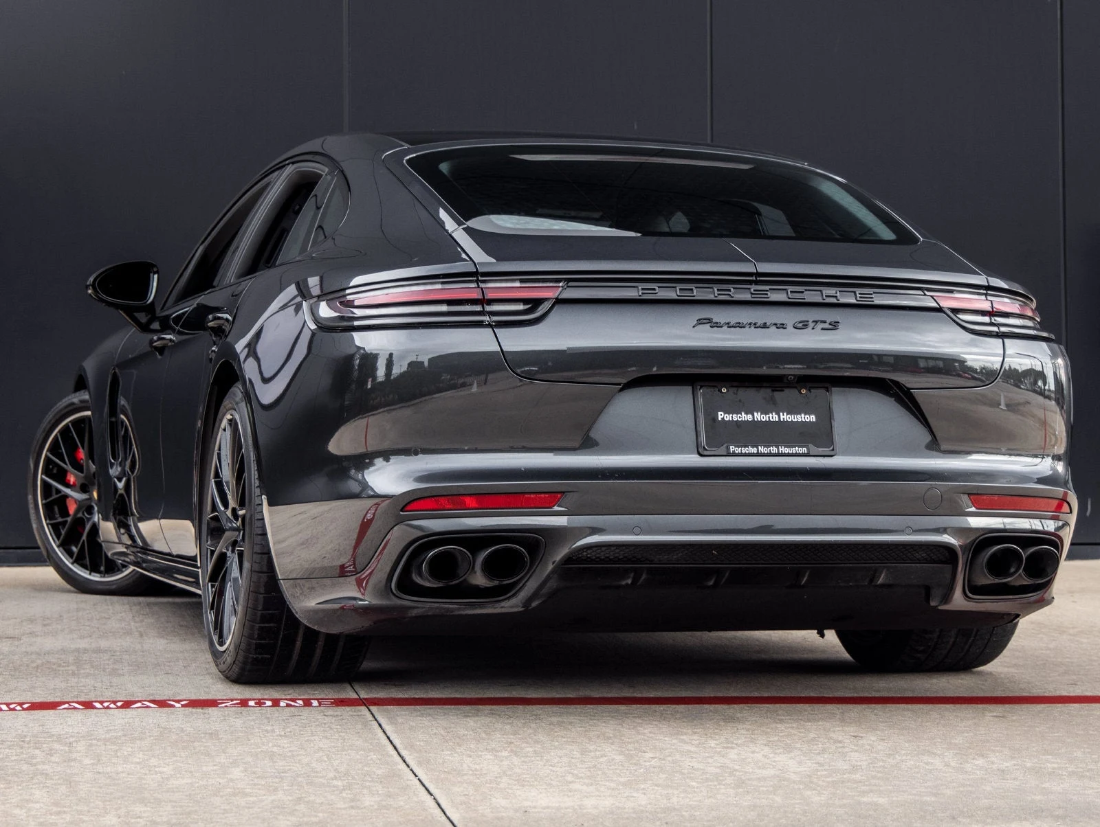 2020 Porsche Panamera GTS (971), 3/20