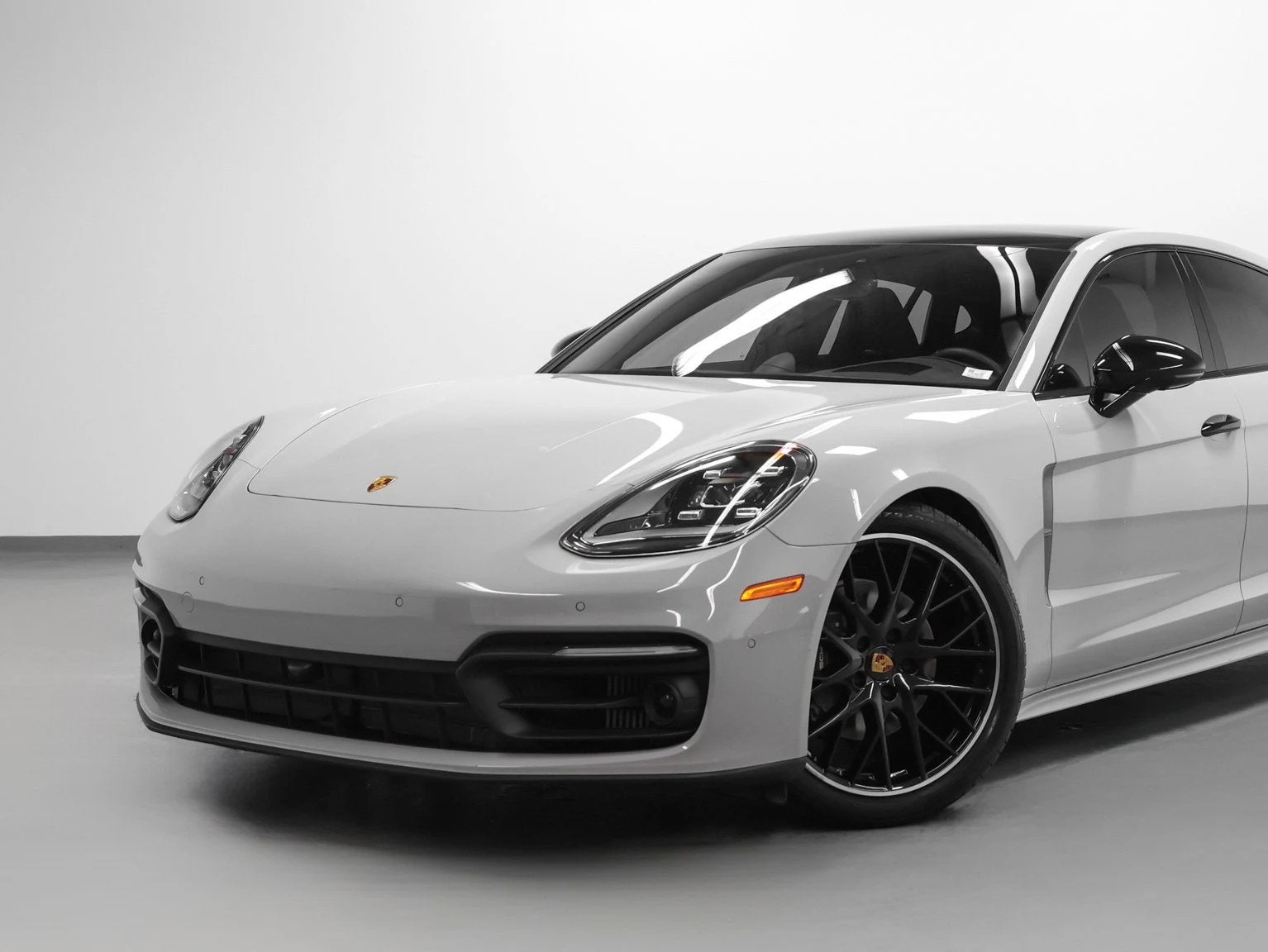 2023 Porsche Panamera 4 Platinum Edition (971), 6/20