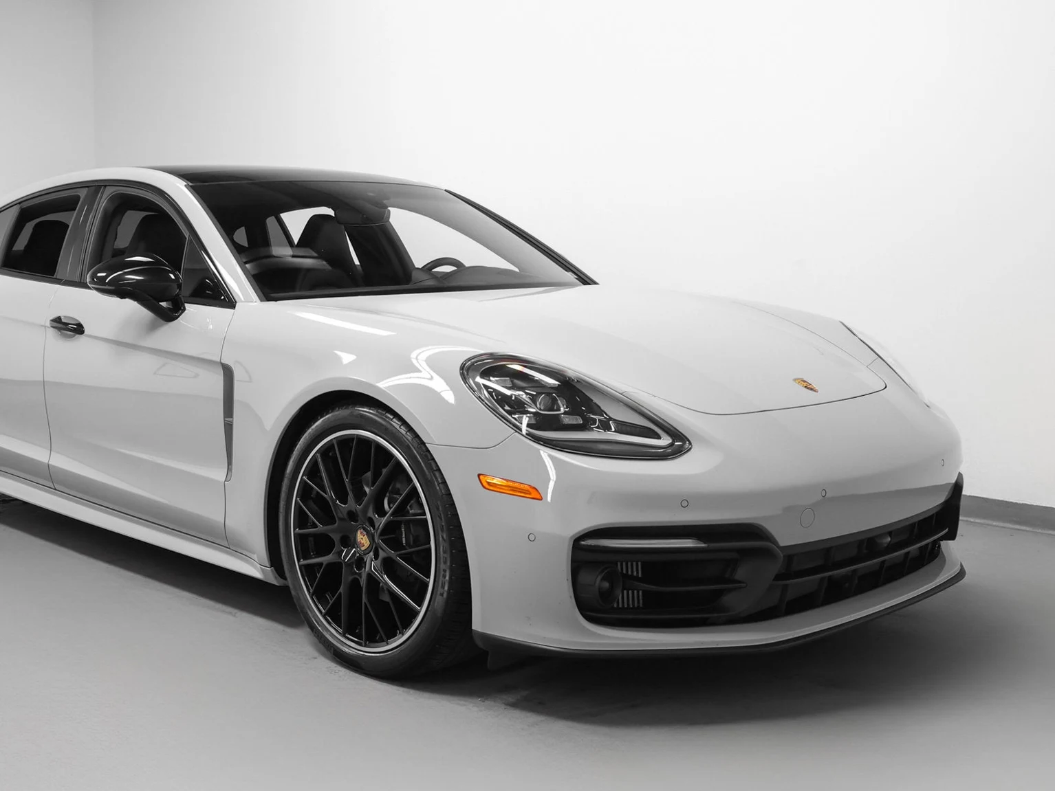 2023 Porsche Panamera 4 Platinum Edition (971), 8/20