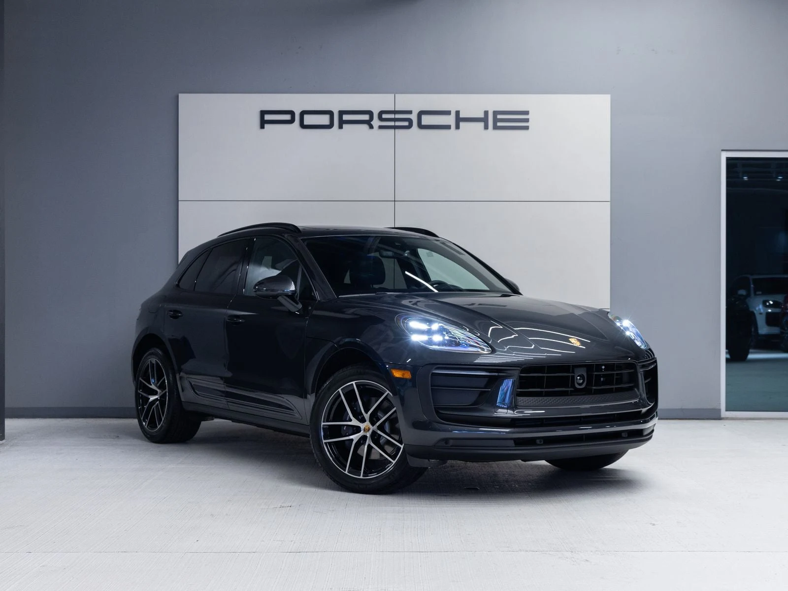 2026 Porsche Macan (95B), 9/20