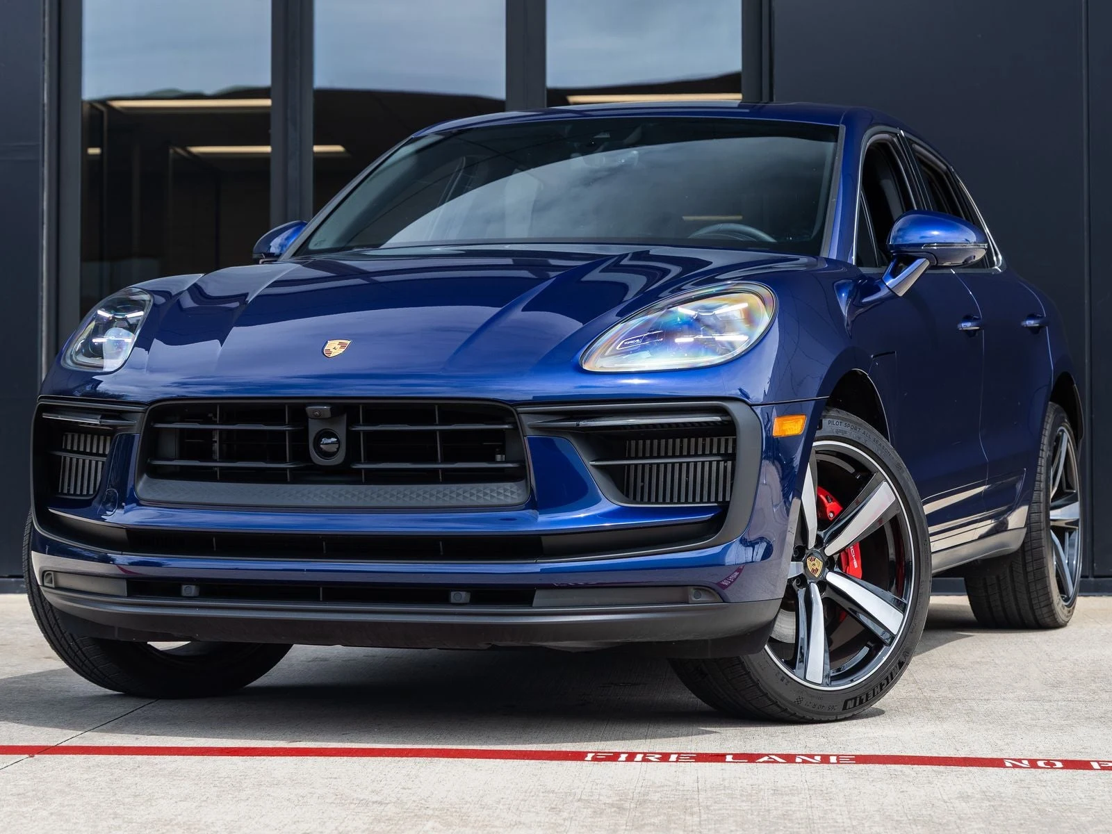 Porsche Macan S (95B) · Gentian Blue Metallic · Indigo Auto Group