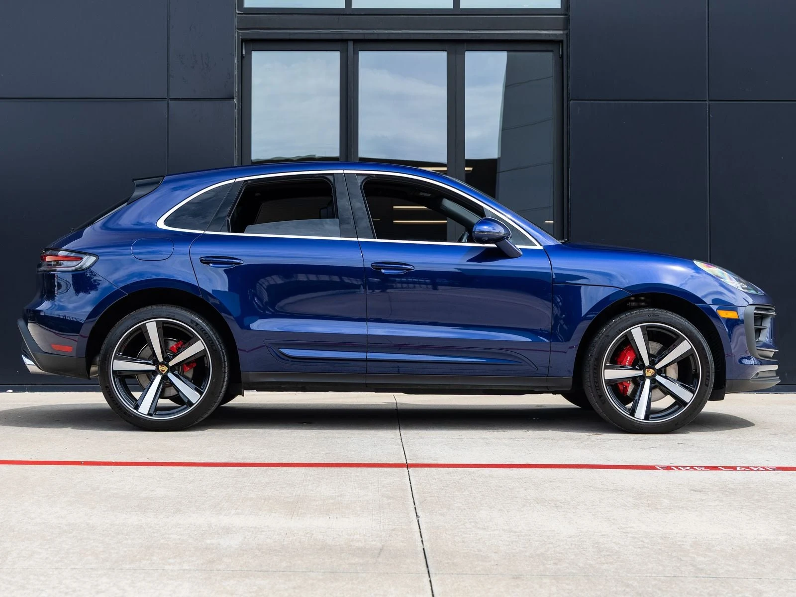 2026 Porsche Macan S (95B), 12/20