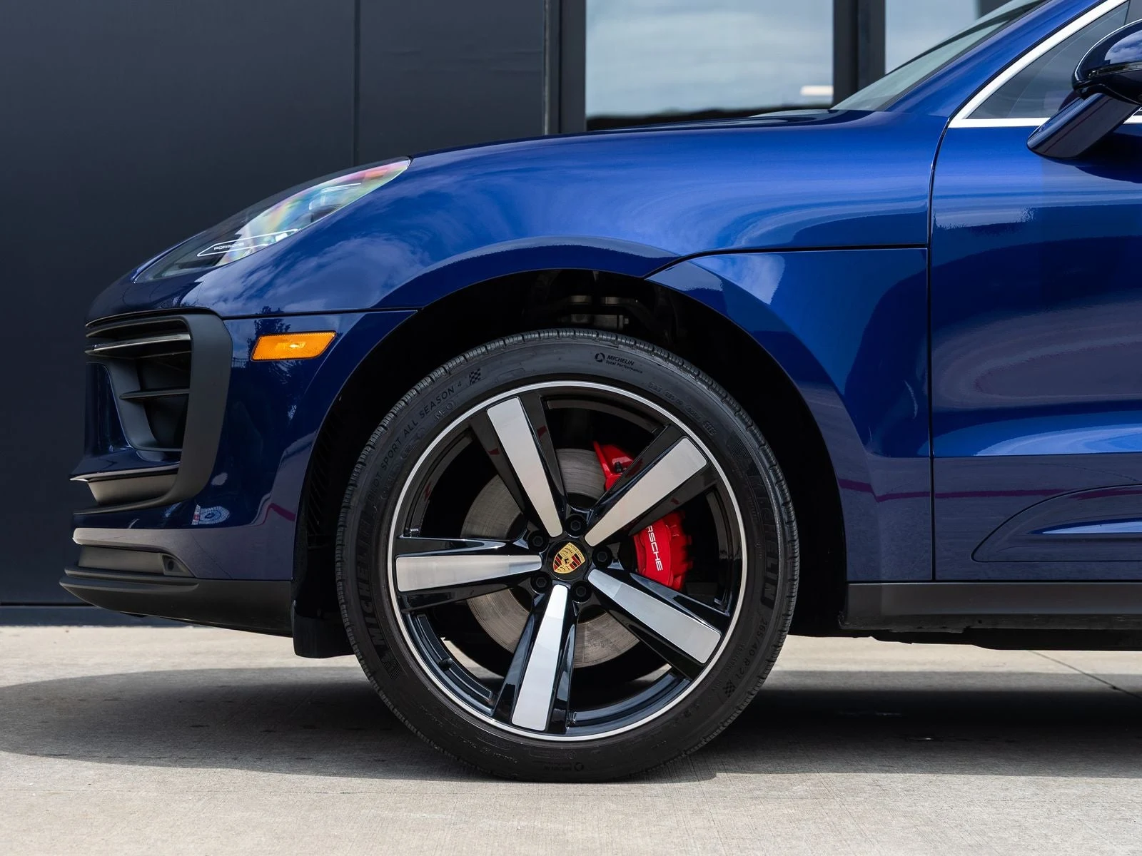 2026 Porsche Macan S (95B), 13/20