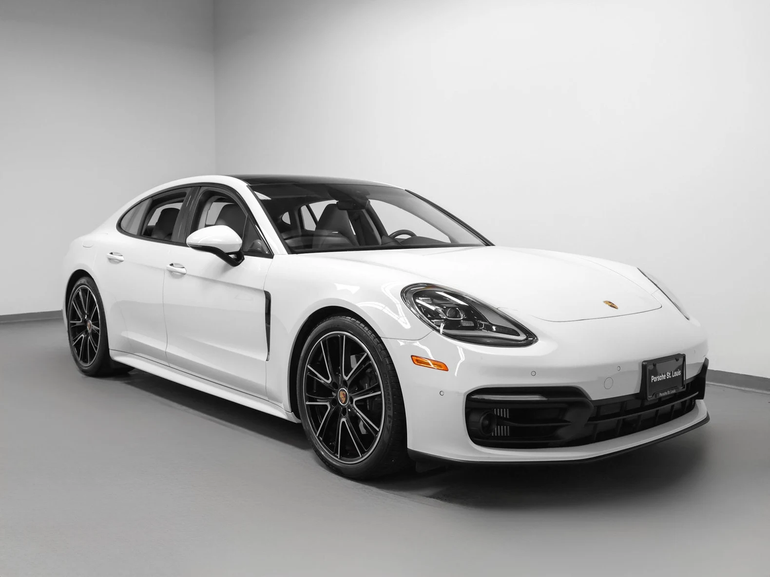 2023 Porsche Panamera Platinum Edition (971), 7/20