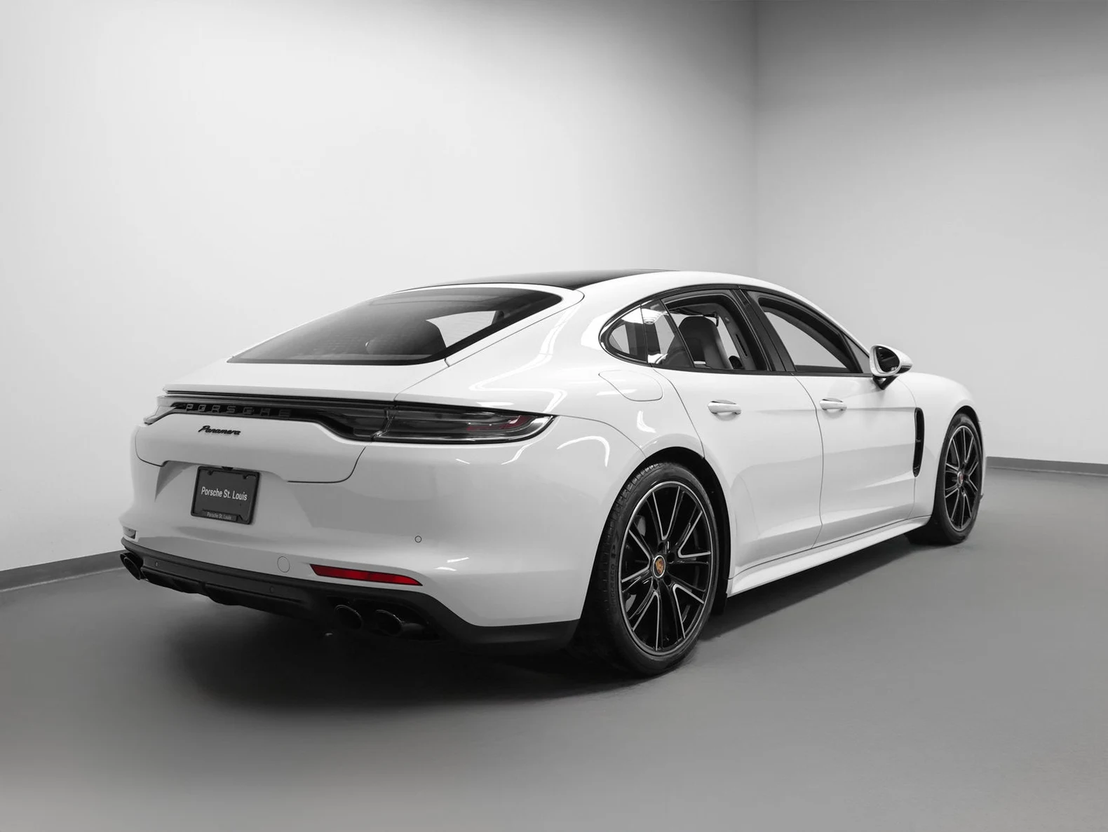 2023 Porsche Panamera Platinum Edition (971), 9/20