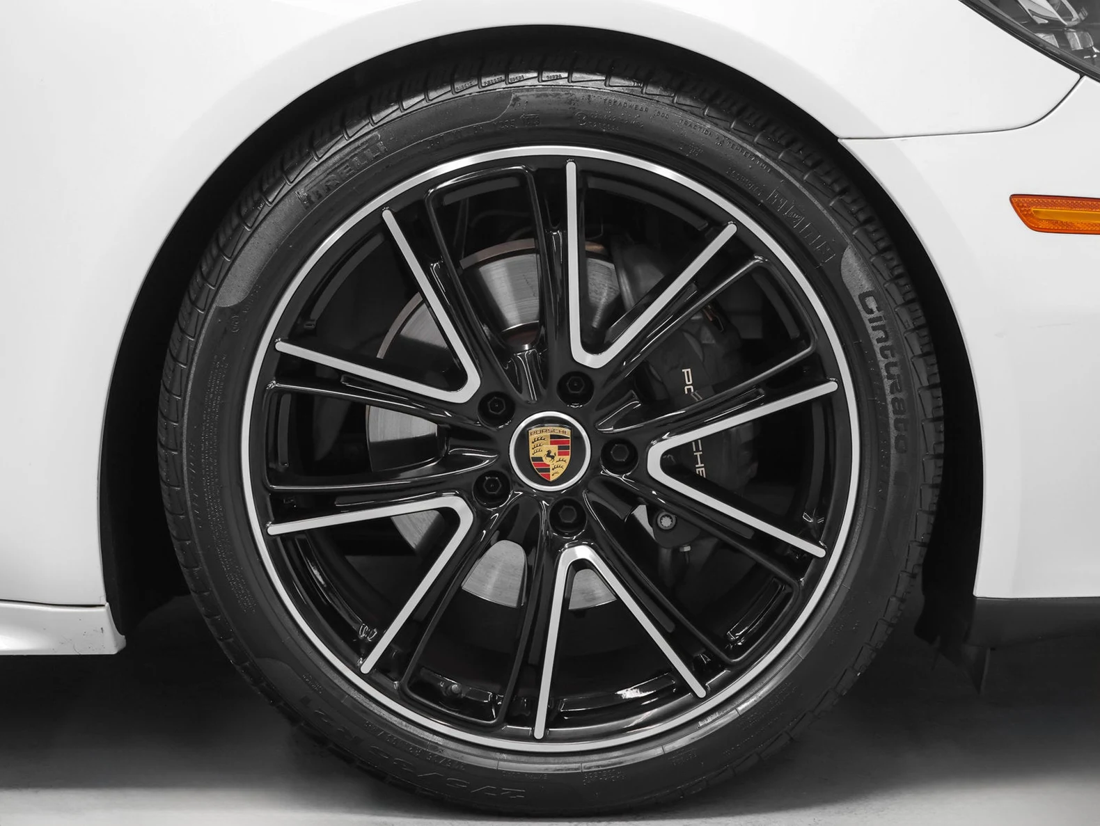 2023 Porsche Panamera Platinum Edition (971), 12/20