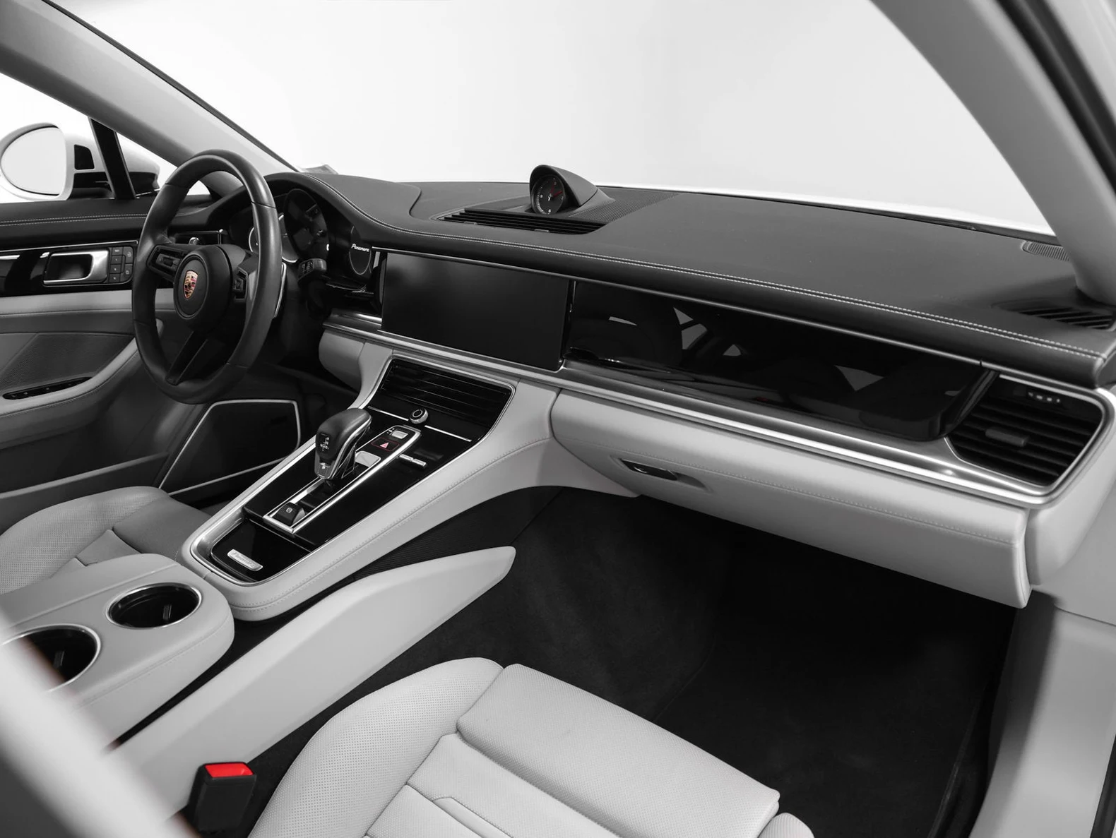 2023 Porsche Panamera Platinum Edition (971), 18/20