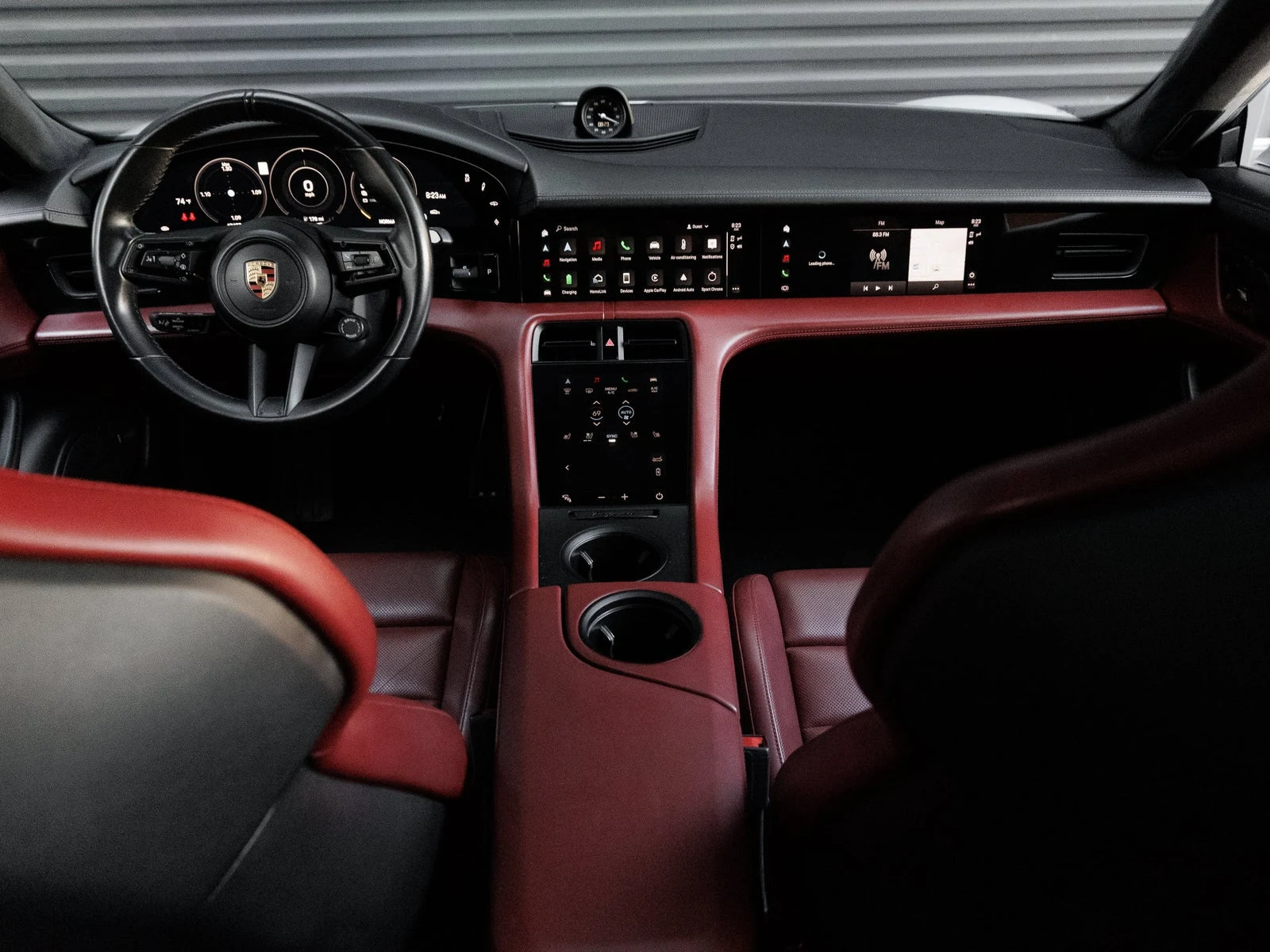 2021 Porsche Taycan Turbo (Original Version), 18/20