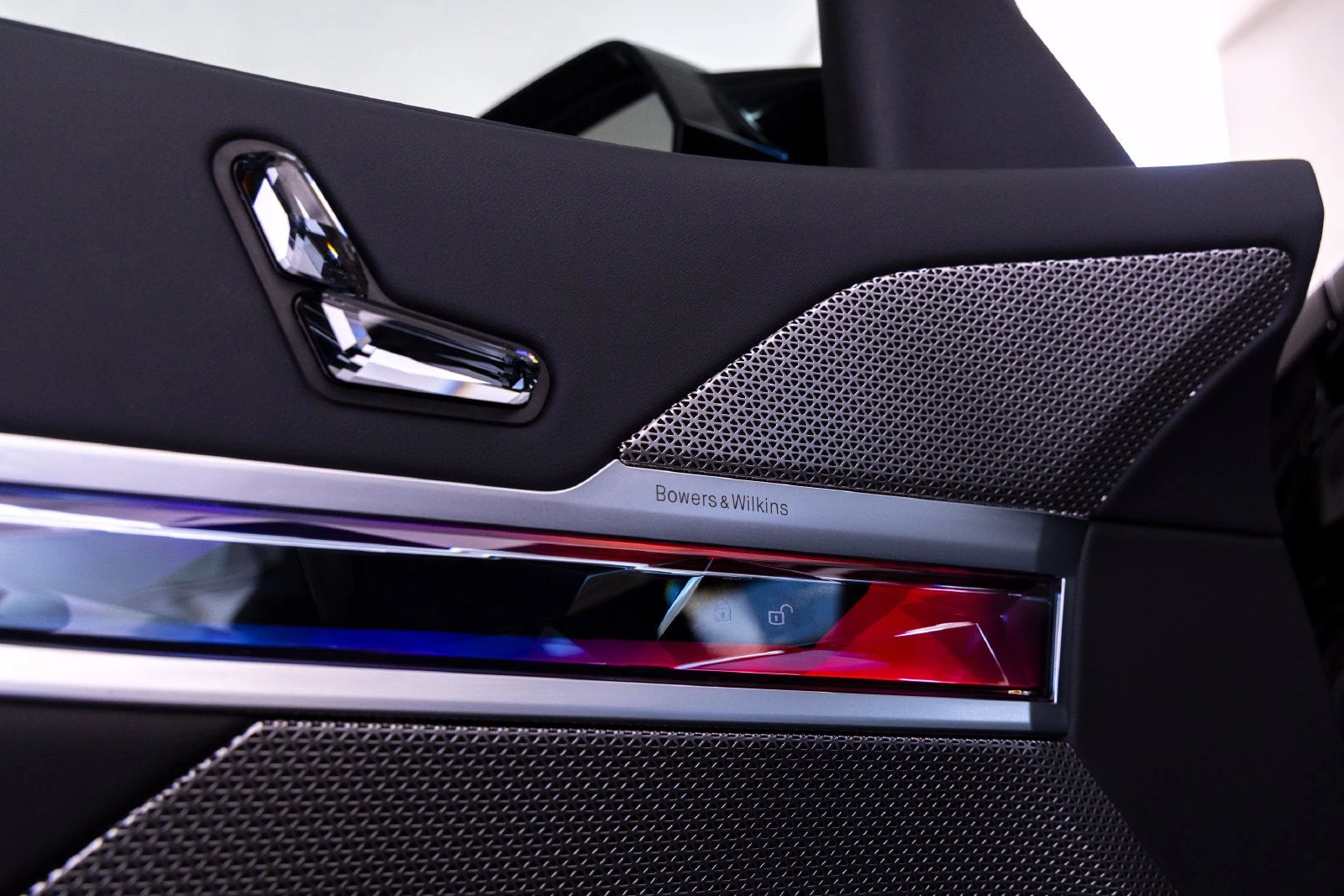 2024 BMW i7 M70 xDrive (G70), 14/20