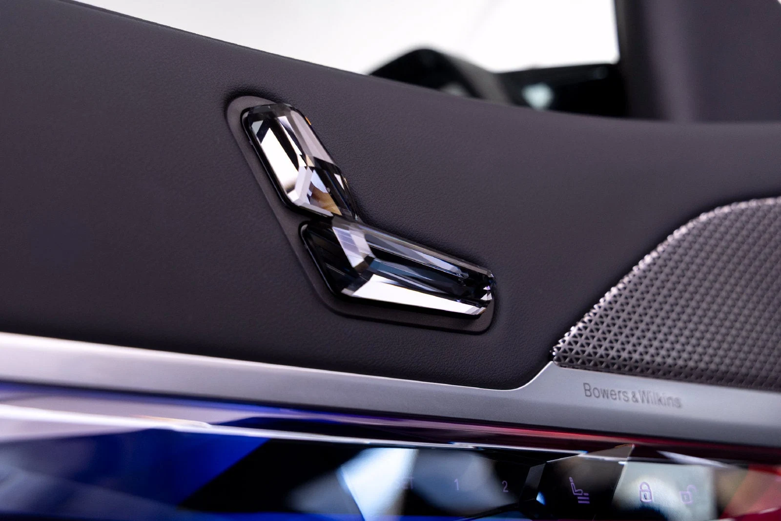 2024 BMW i7 M70 xDrive (G70), 15/20