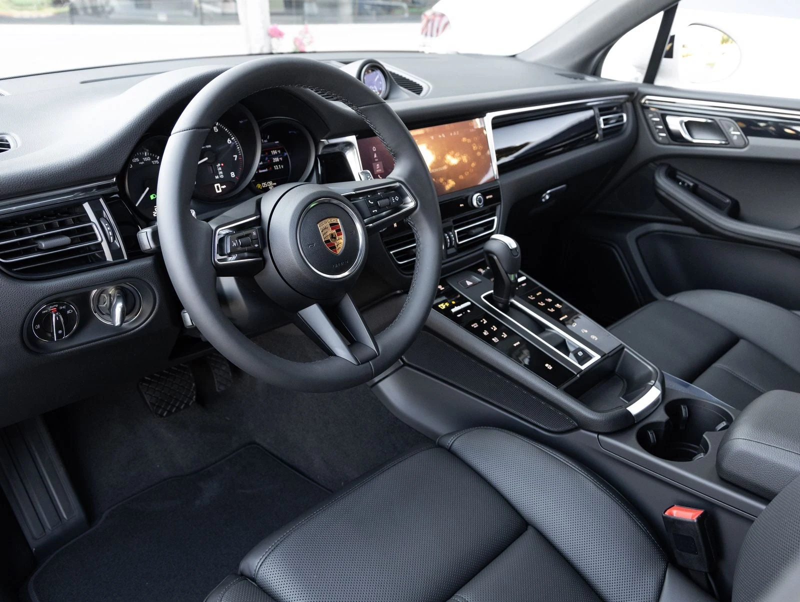 2026 Porsche Macan (95B), 4/20