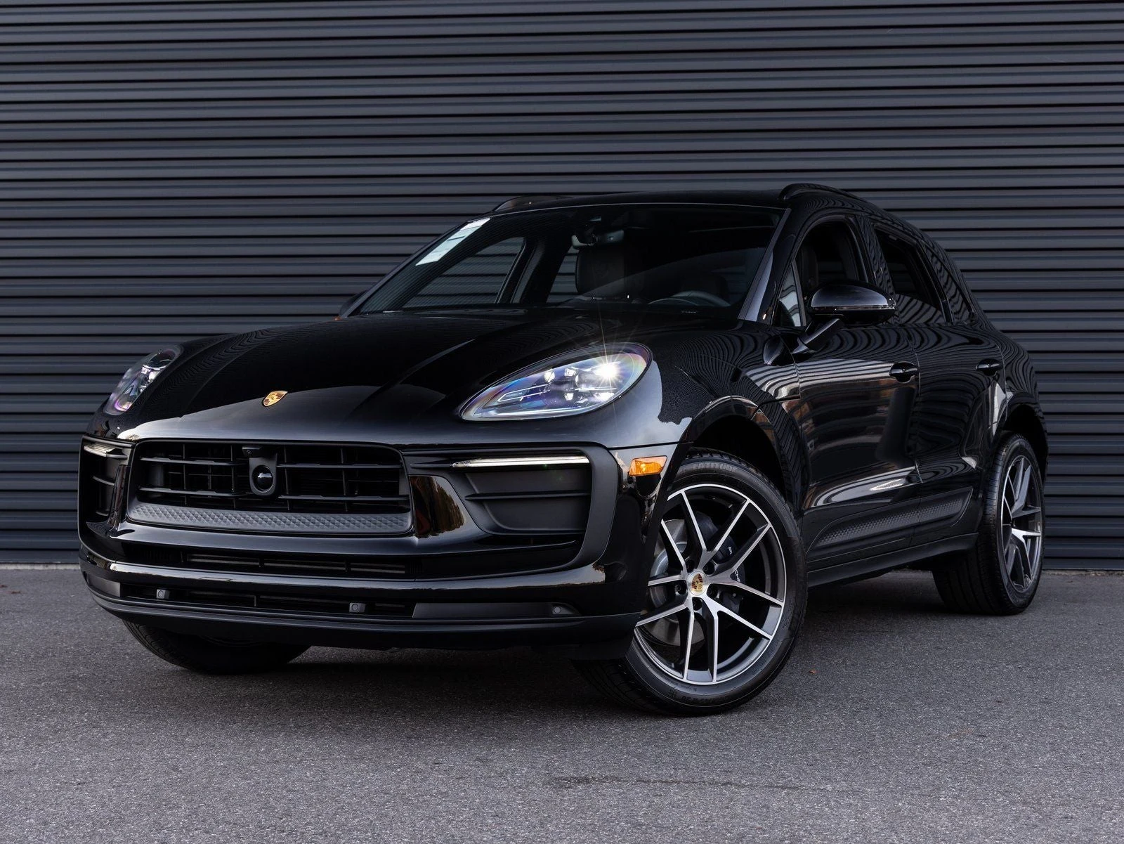Porsche Macan (95B) · black · Indigo Auto Group