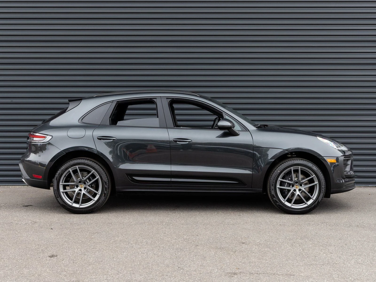 2026 Porsche Macan (95B), 8/20