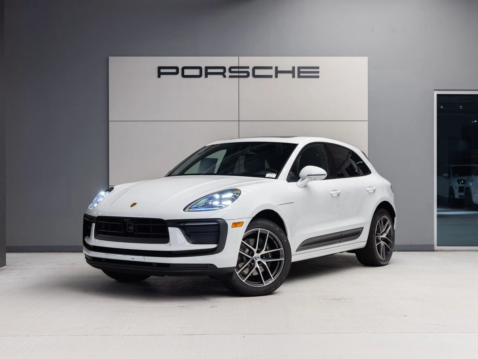 Porsche Macan (95B) · white · Indigo Auto Group