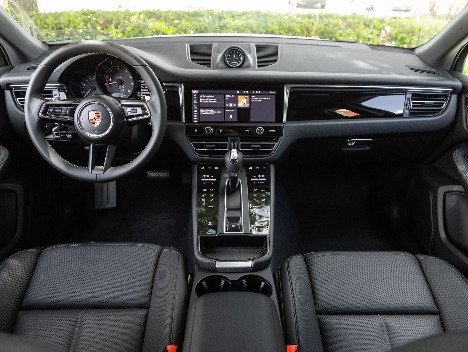 2026 Porsche Macan (95B), 12/20