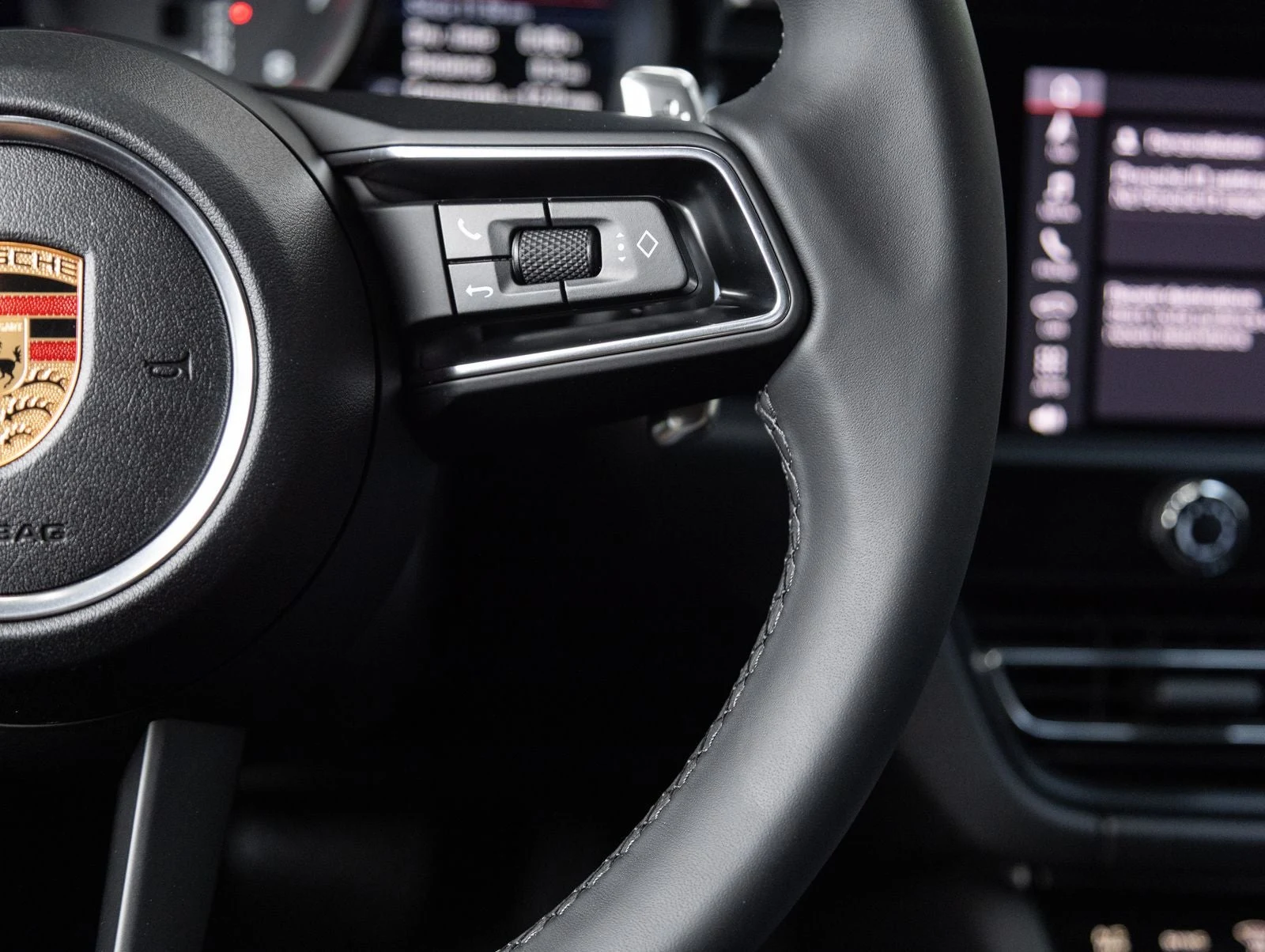 2026 Porsche Macan (95B), 16/20