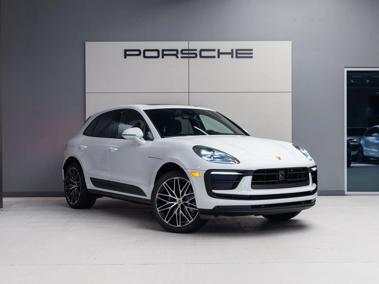 2026 Porsche Macan (95B), 9/20