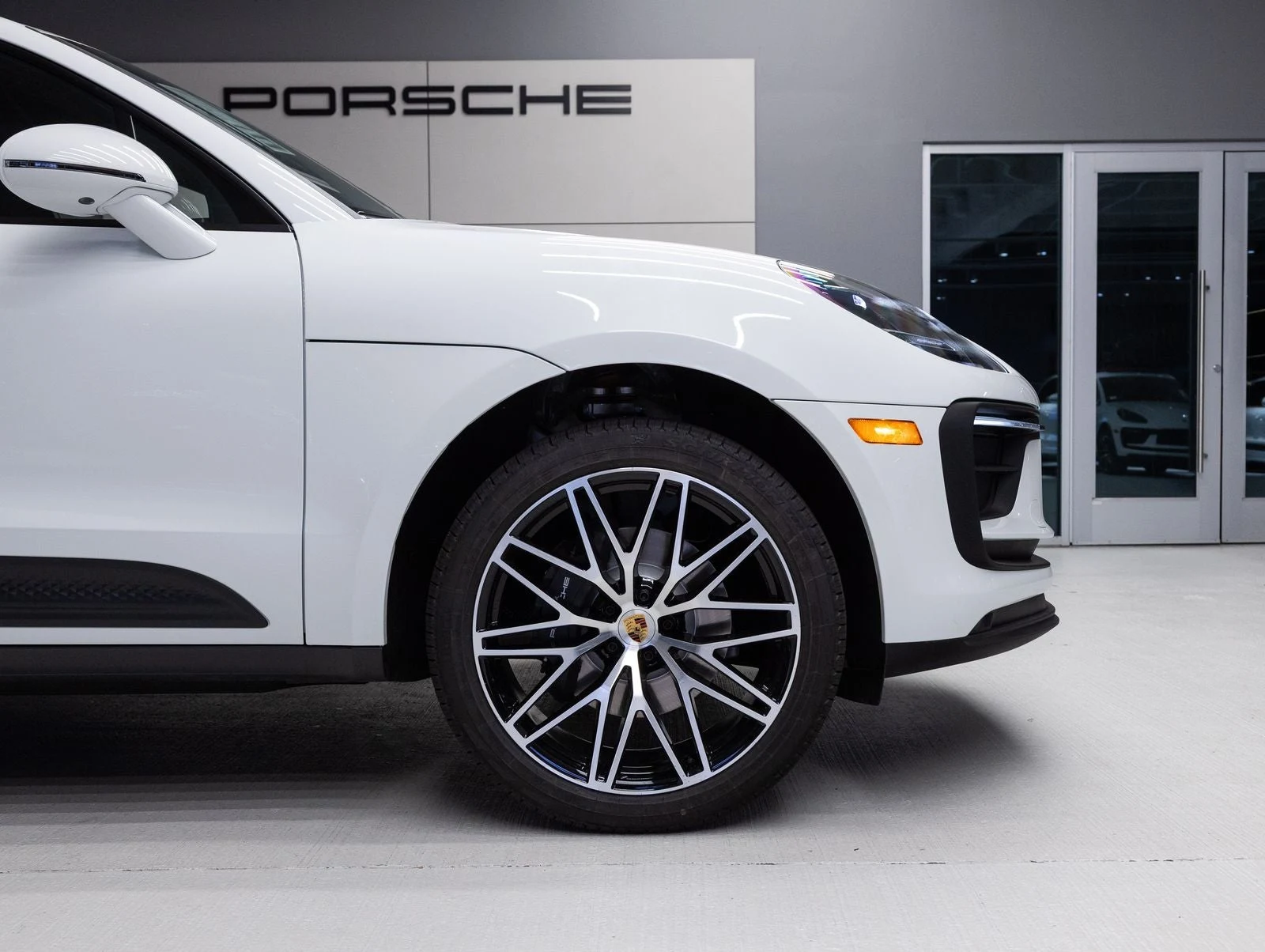 2026 Porsche Macan (95B), 11/20