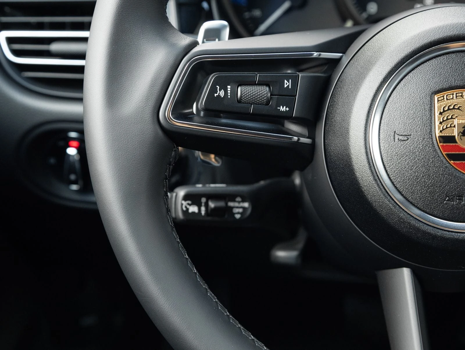 2026 Porsche Macan (95B), 15/20