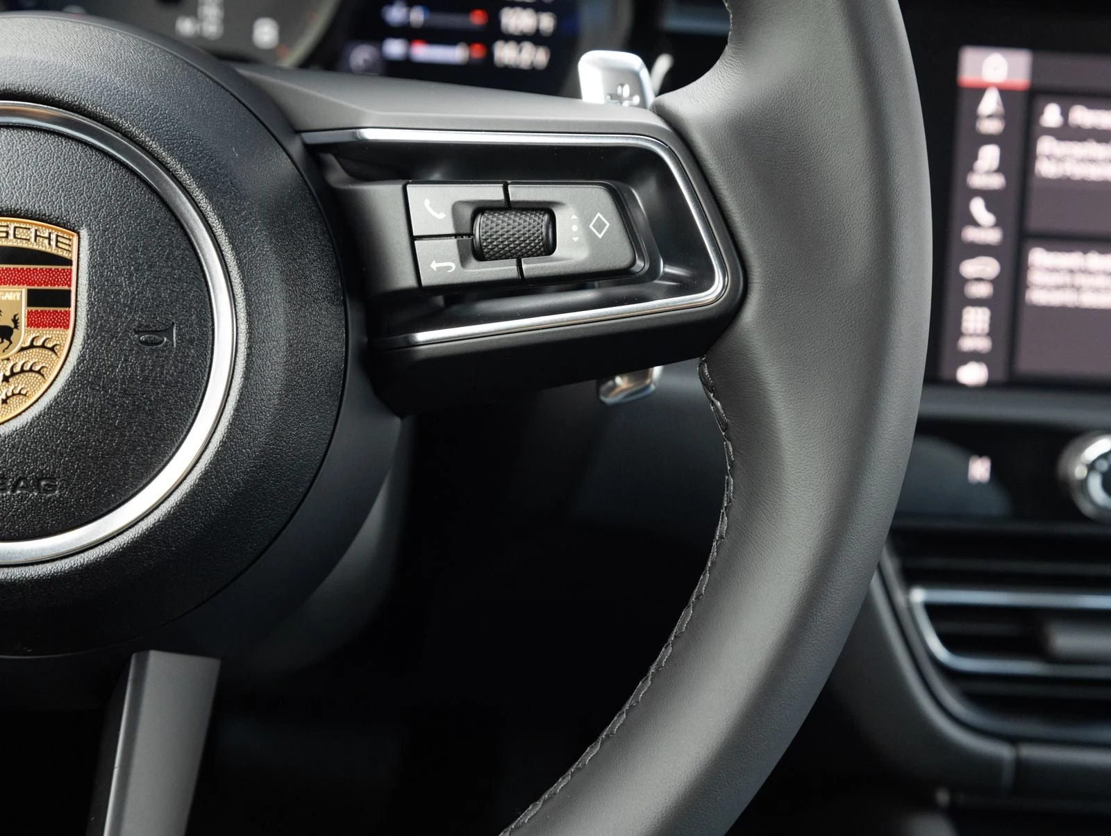 2026 Porsche Macan (95B), 16/20