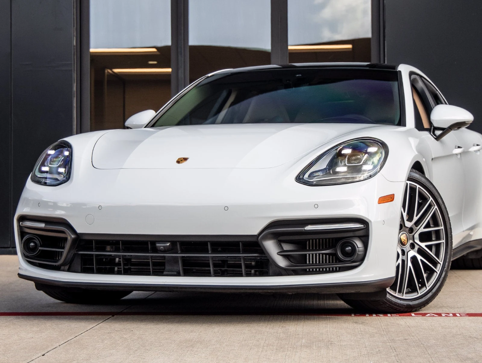 2023 Porsche Panamera Platinum Edition (971), 7/20