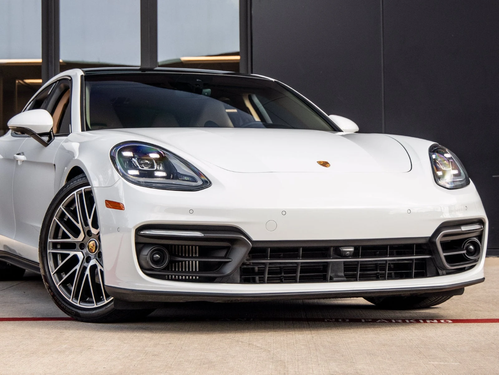 2023 Porsche Panamera Platinum Edition (971), 9/20