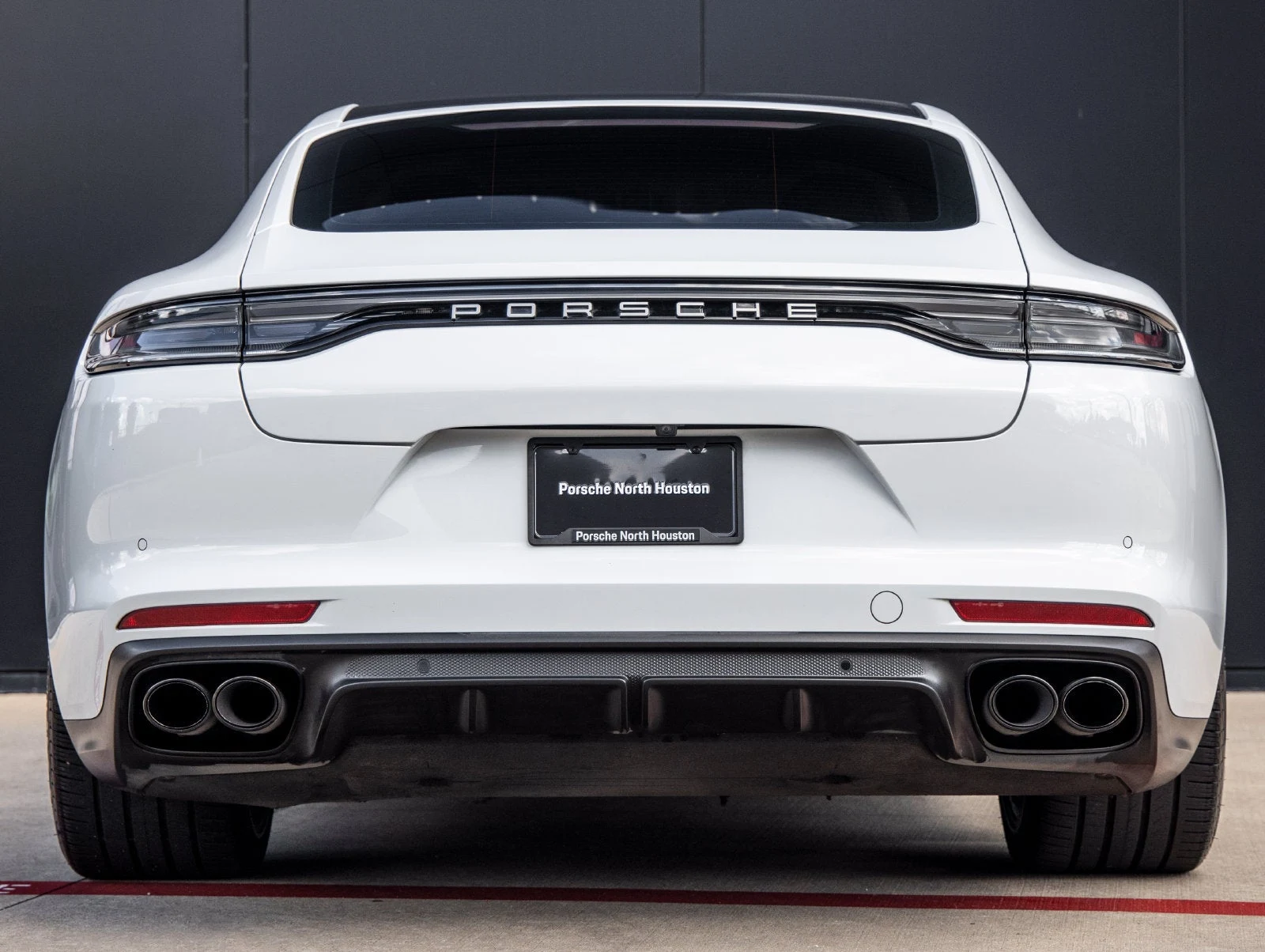 2023 Porsche Panamera Platinum Edition (971), 10/20