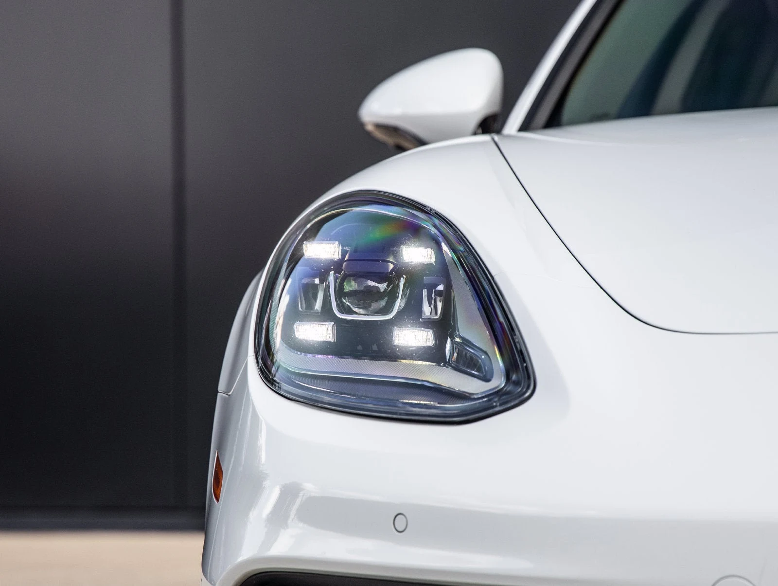 2023 Porsche Panamera Platinum Edition (971), 18/20