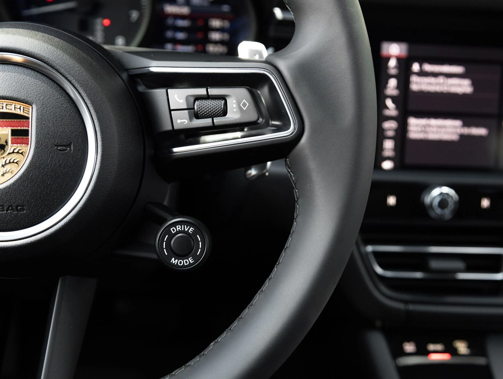 2026 Porsche Macan (95B), 16/20