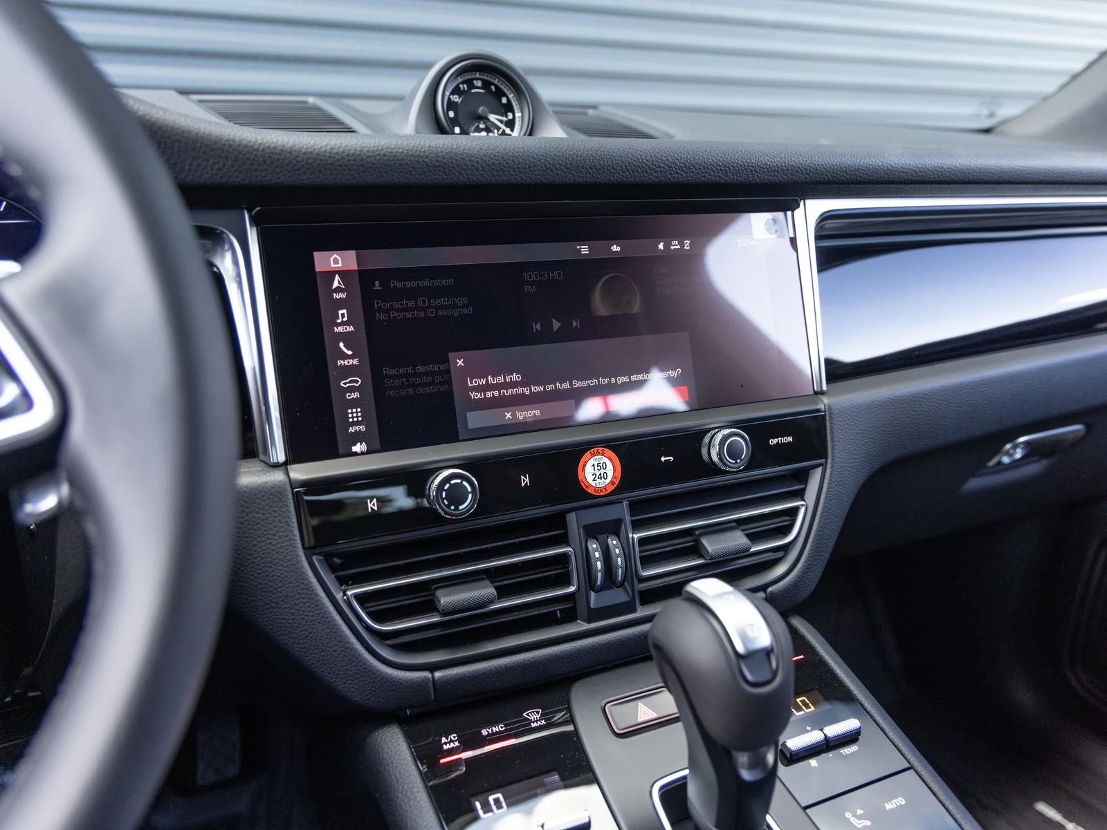 2026 Porsche Macan (95B), 15/20