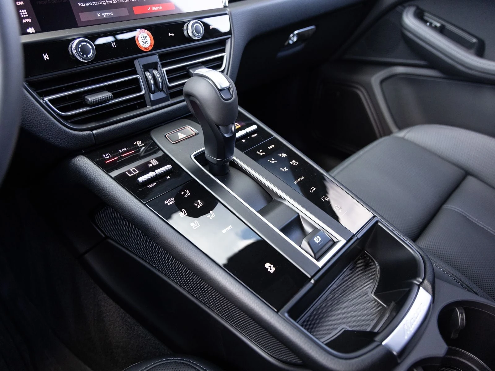 2026 Porsche Macan (95B), 17/20