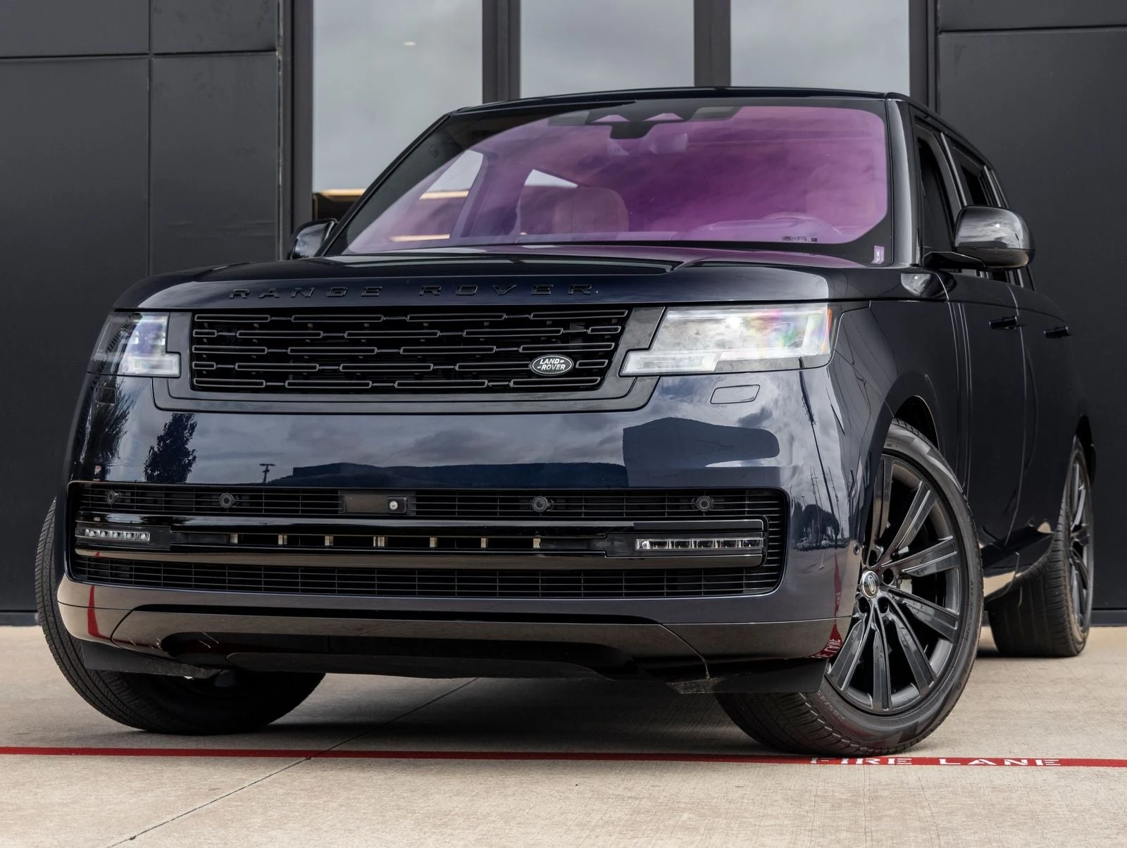 Land Rover Range Rover SE LWB (L460) · Portofino Blue Metallic · Indigo Auto Group