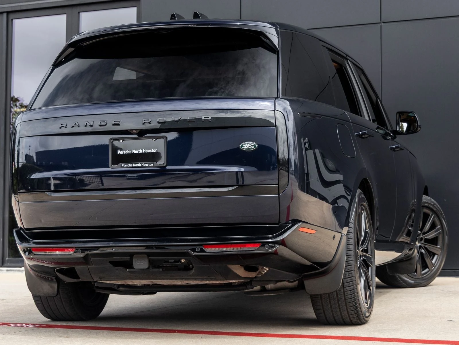 2023 Land Rover Range Rover SE LWB (L460), 8/20