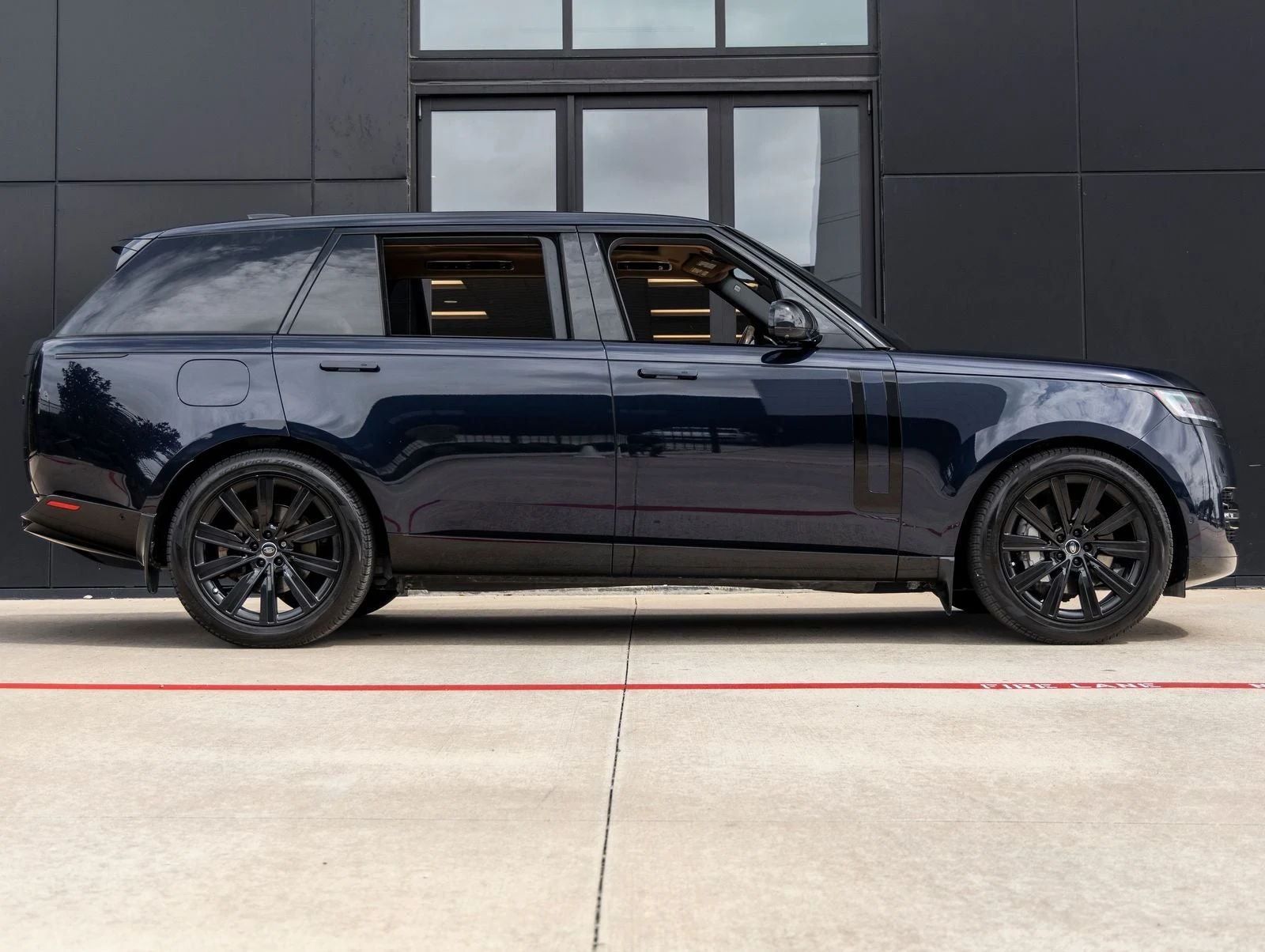 2023 Land Rover Range Rover SE LWB (L460), 10/20