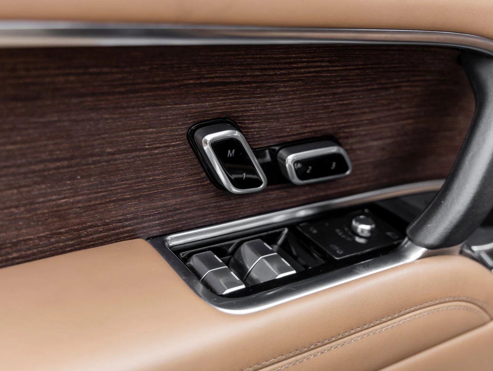 2023 Land Rover Range Rover SE LWB (L460), 19/20