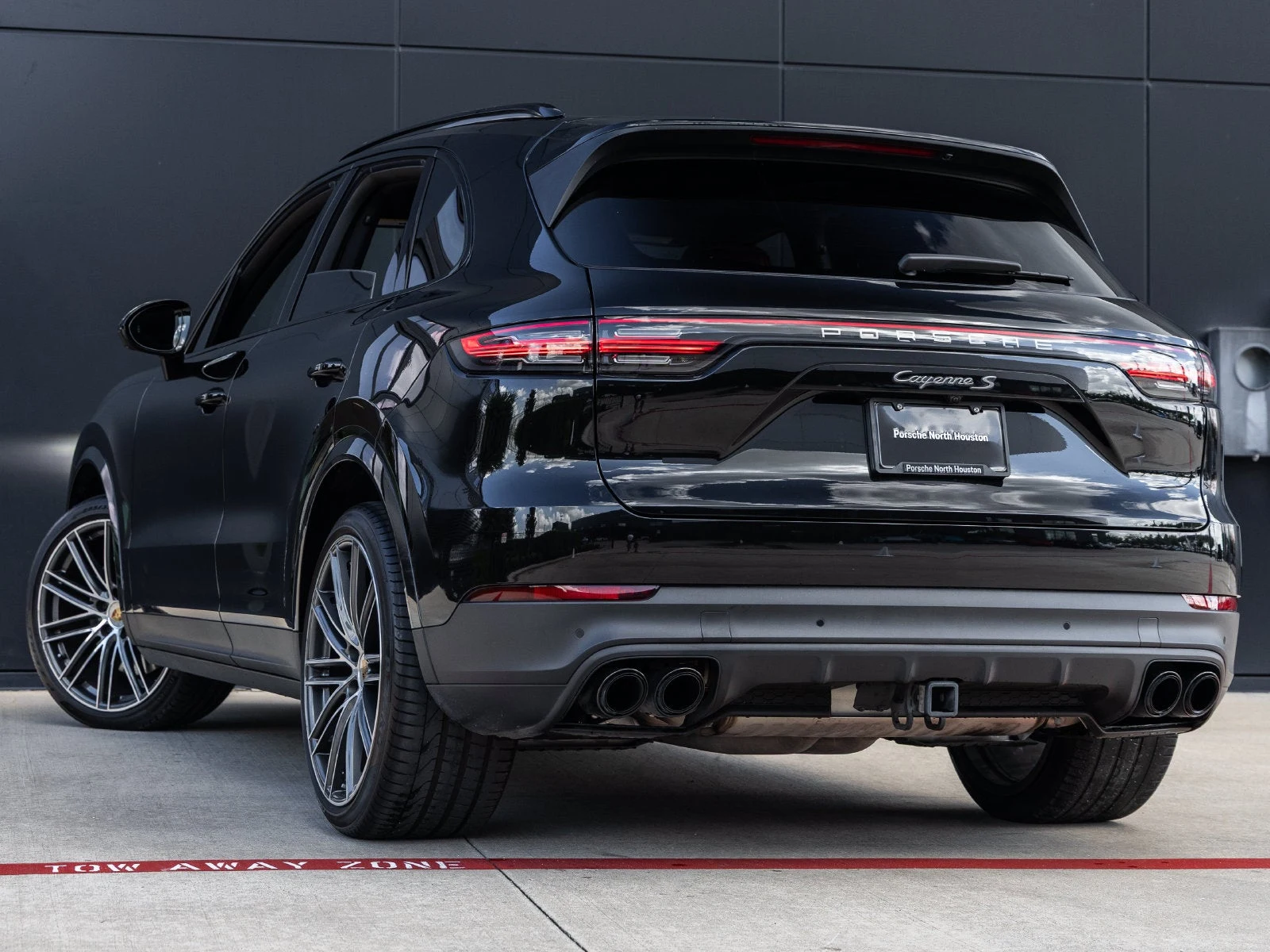 2023 Porsche Cayenne S Platinum Edition (3rd Generation), 3/20