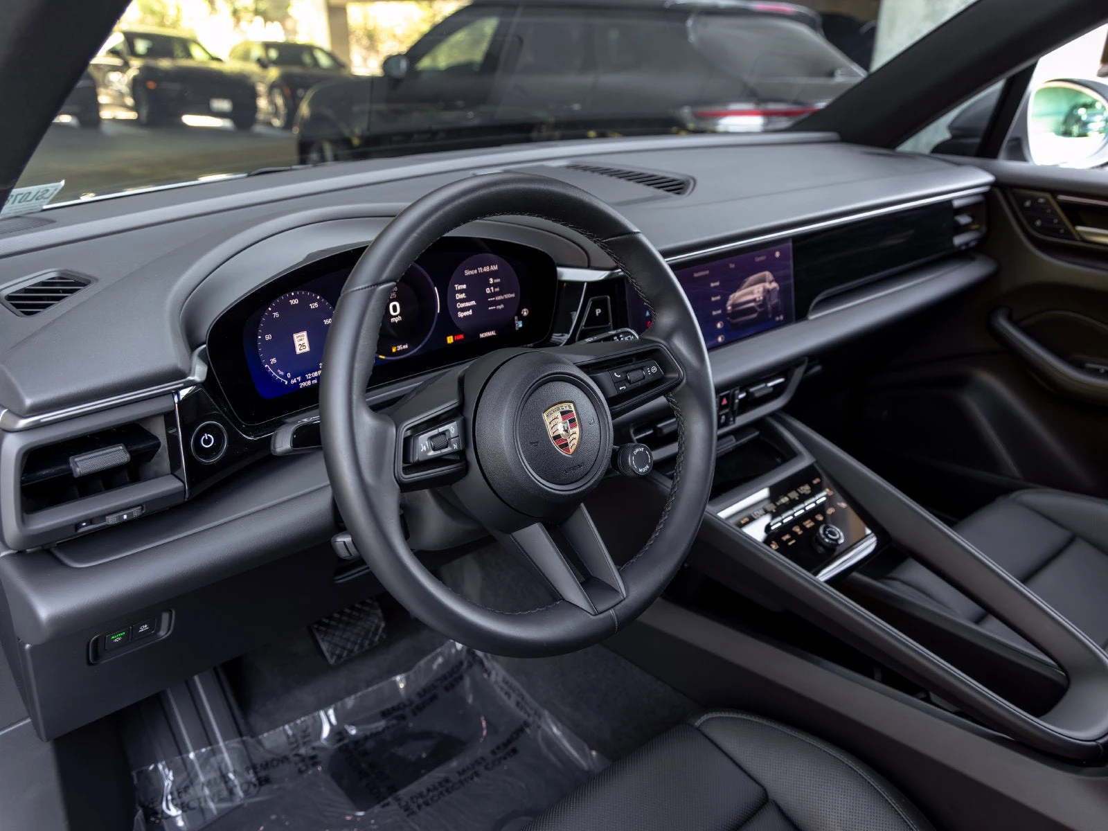 2025 Porsche Macan Electric (XAB), 4/20