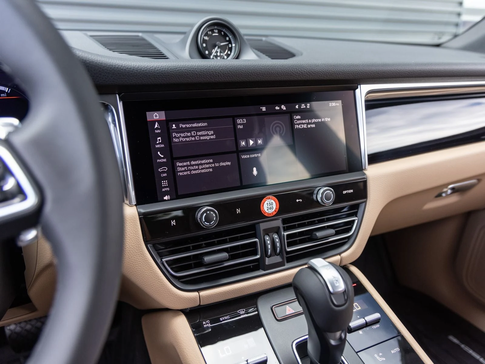 2026 Porsche Macan (95B), 15/20