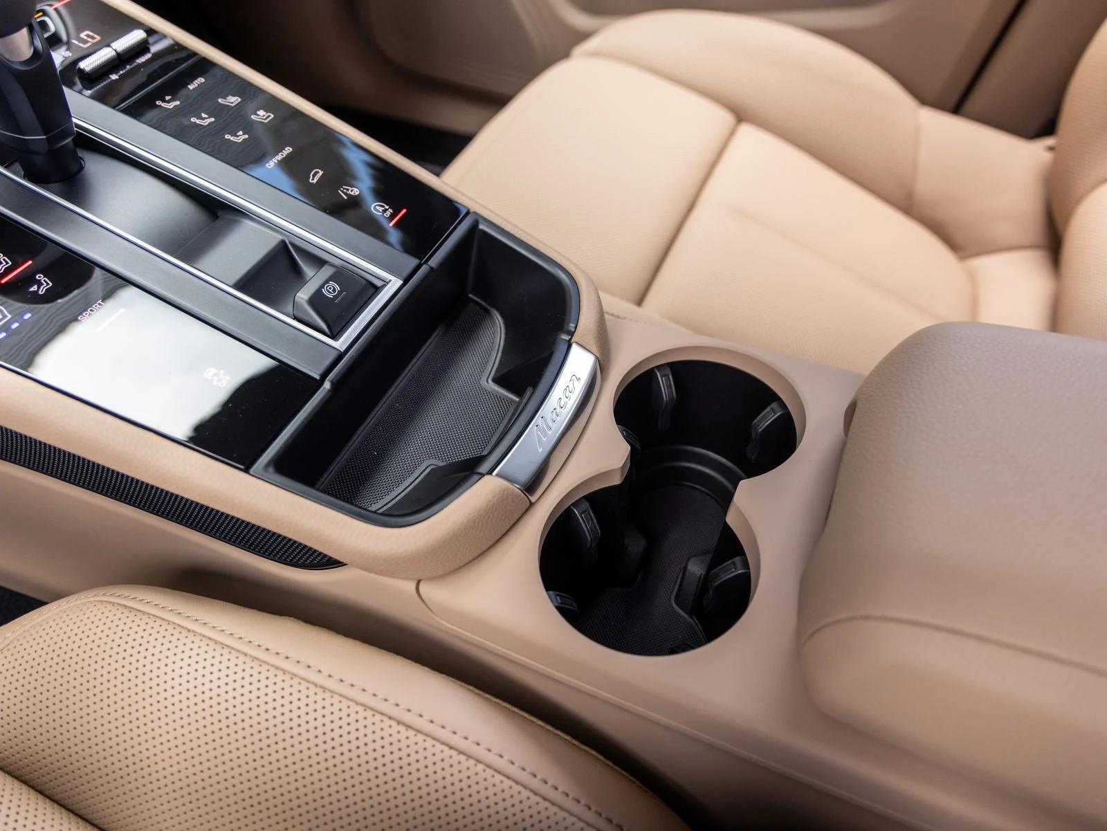 2026 Porsche Macan (95B), 18/20