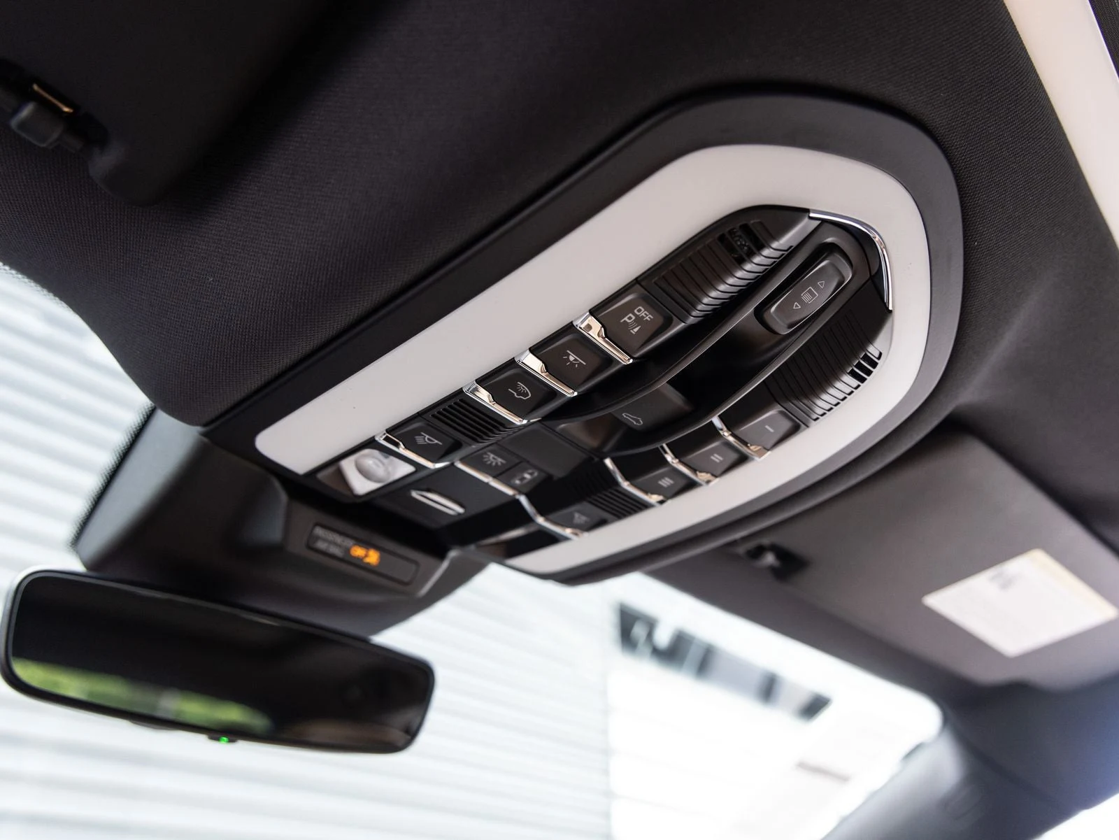 2026 Porsche Macan (95B), 19/20