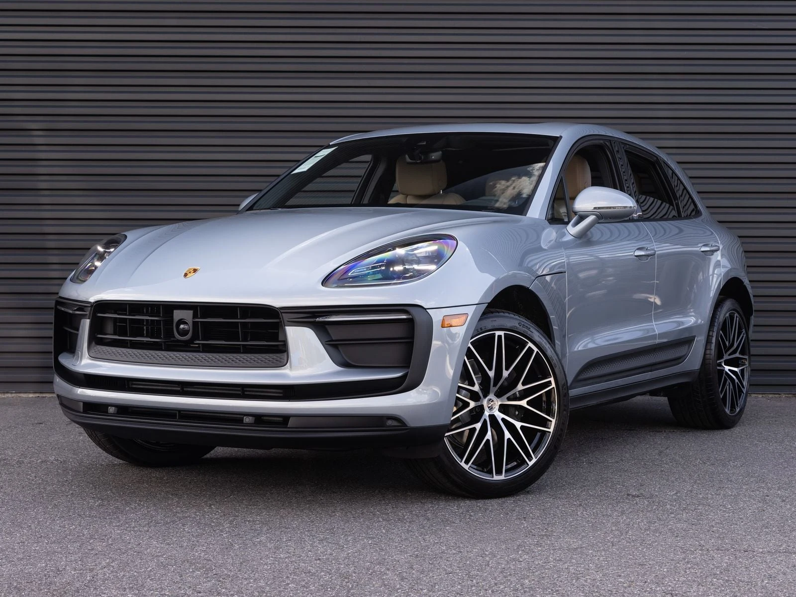 Porsche Macan (95B) · Dolomite Silver Metallic · Indigo Auto Group