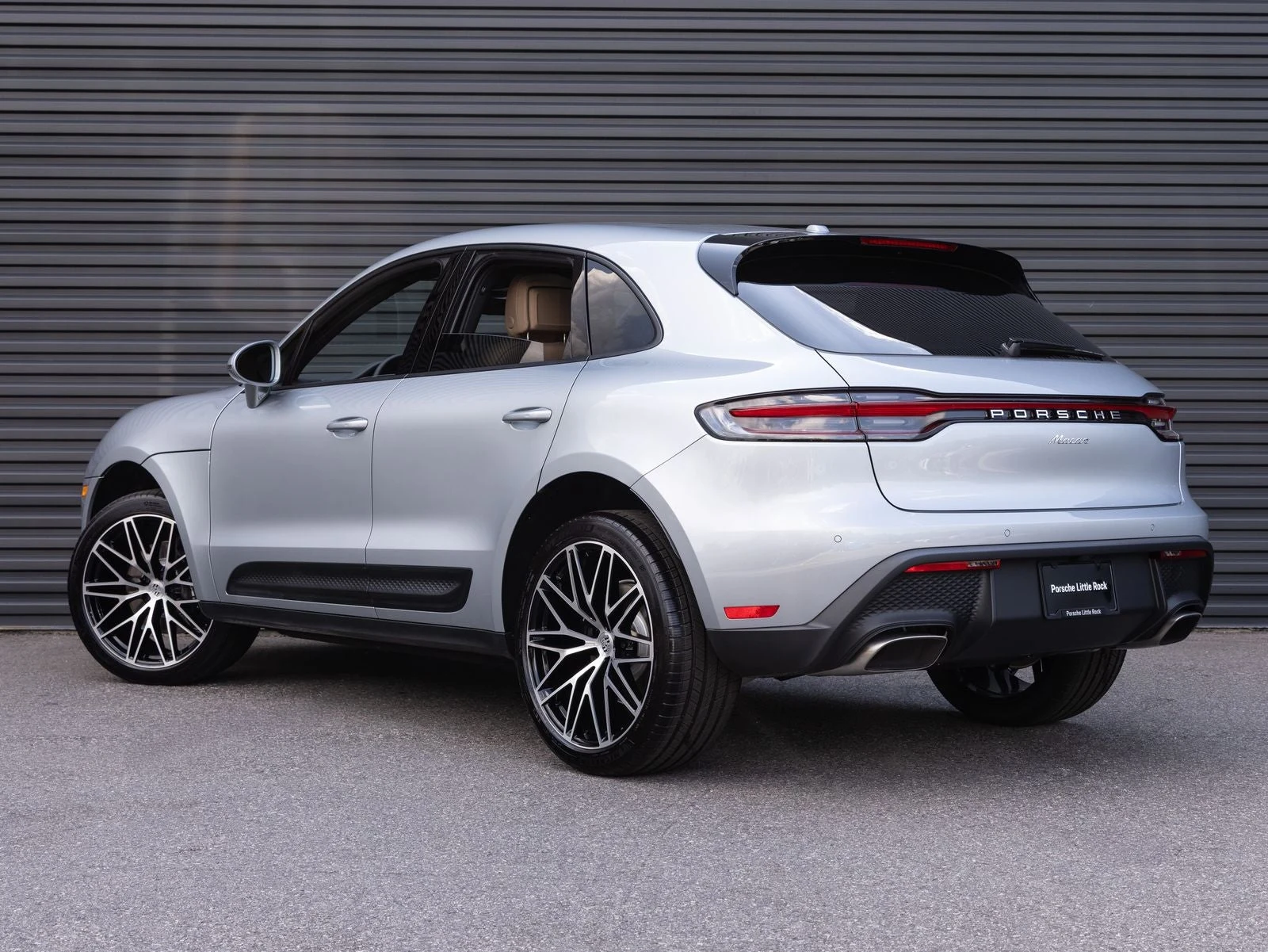 2026 Porsche Macan (95B), 3/20