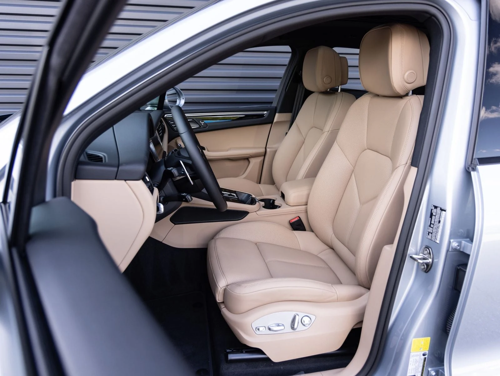 2026 Porsche Macan (95B), 5/20